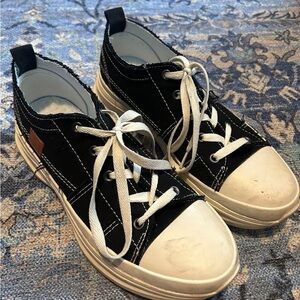 Christian Dior Oblique Sneakers - Signature Lettering Print